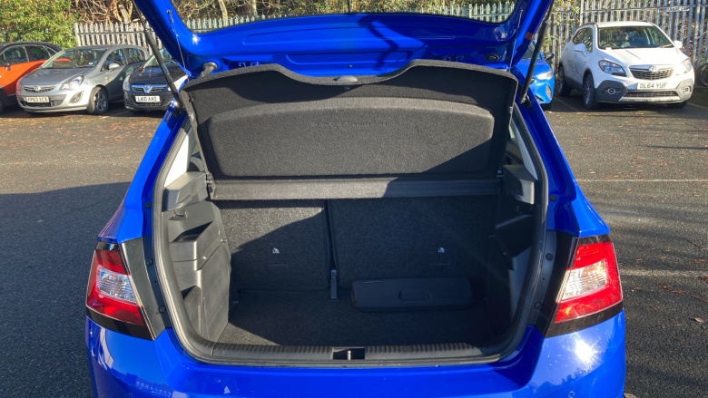 Skoda Fabia 1.0 MPI SE 5dr Petrol Hatchback